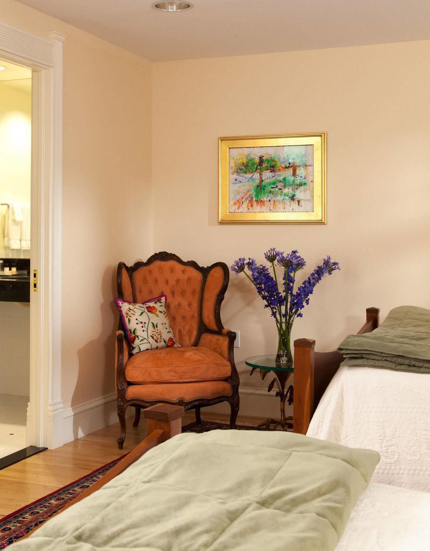 Embassy Circle Bed & Breakfast